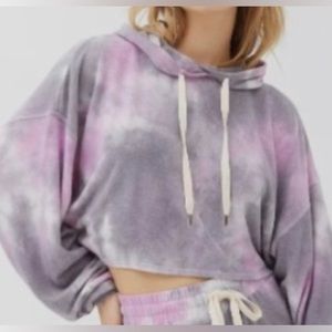 urban outfitters cropped purple and white tie dye hoodie!!